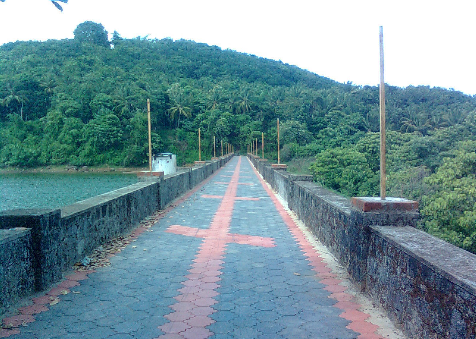 Beautiful view of Poomala Dam Thrissur