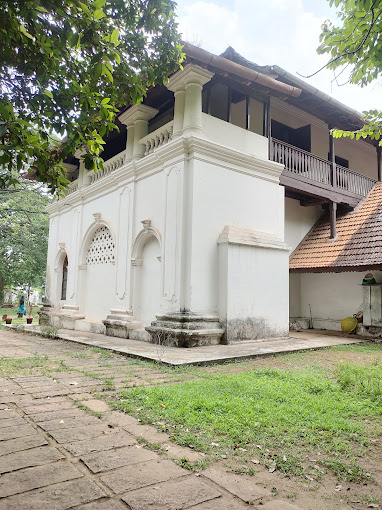 Shakthan Thampuran Palace Entry details